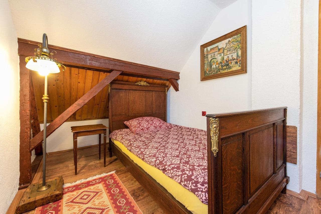 Magnus Lupus Villa Кореница Екстериор снимка