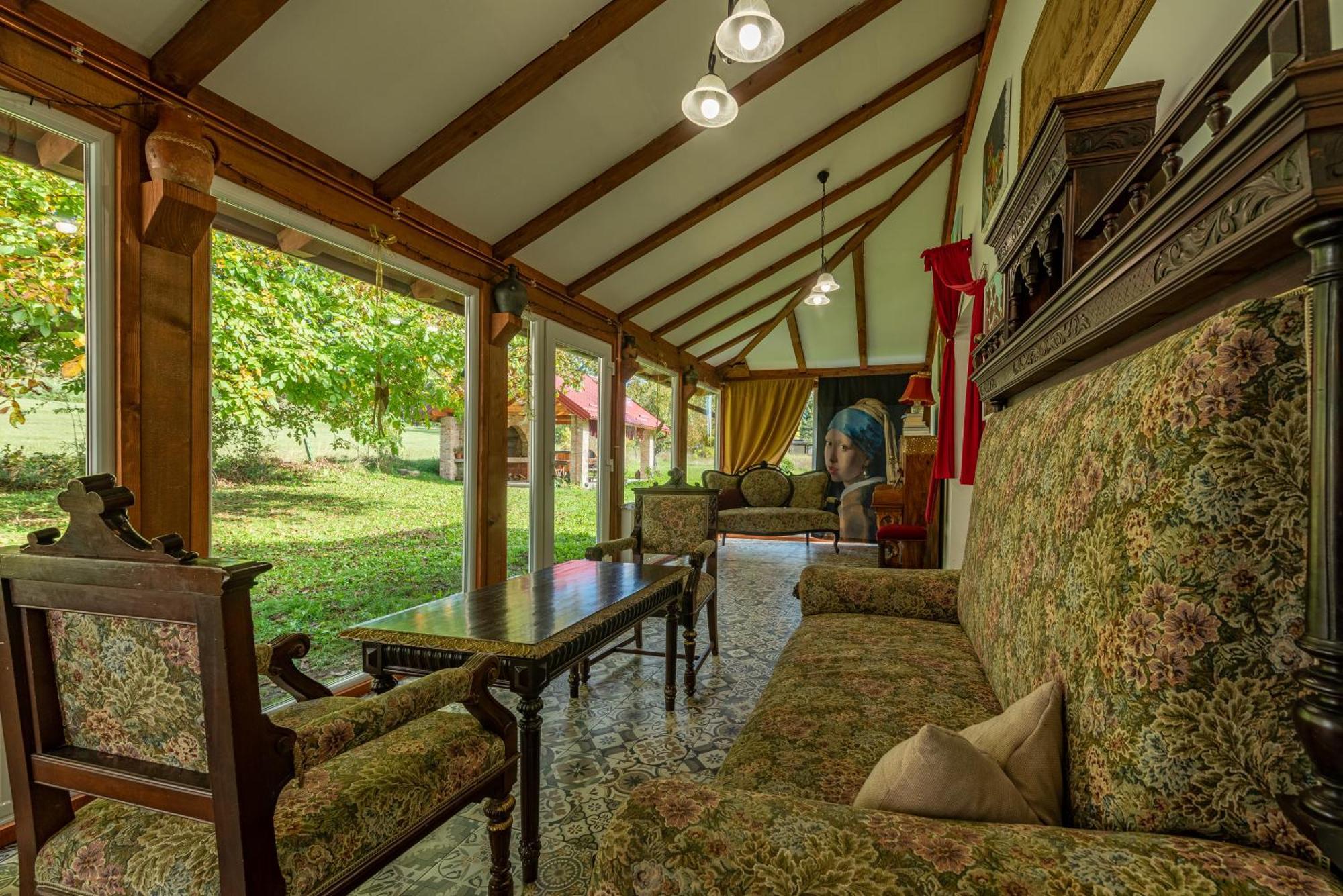 Magnus Lupus Villa Кореница Екстериор снимка
